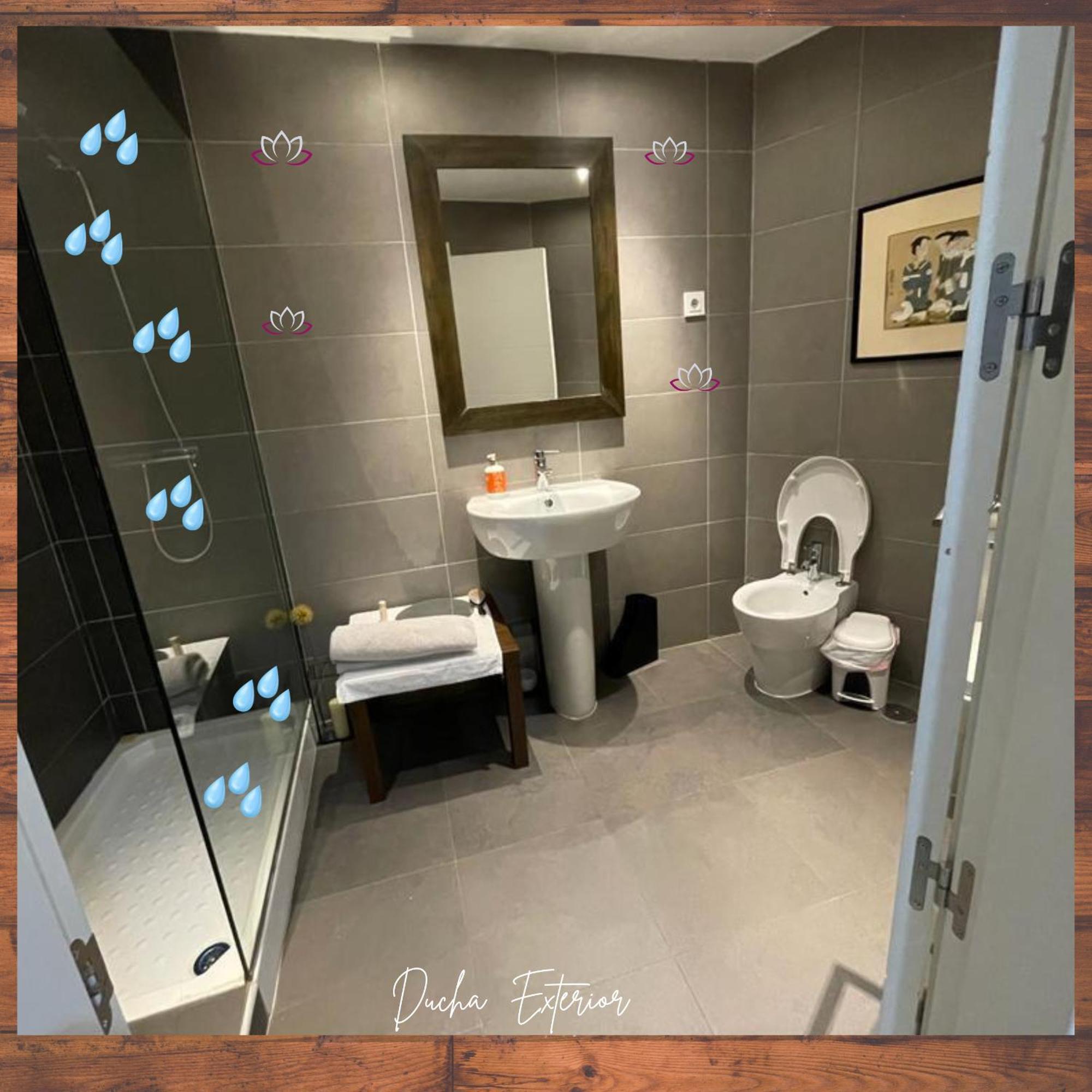 Space In The Villa With Poll Near Golf In 马德里 外观 照片